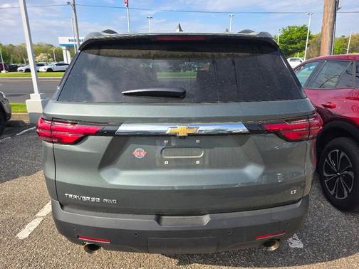 2022 Chevrolet Traverse LT Leather