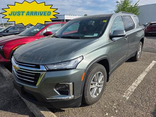 2022 Chevrolet Traverse LT Leather