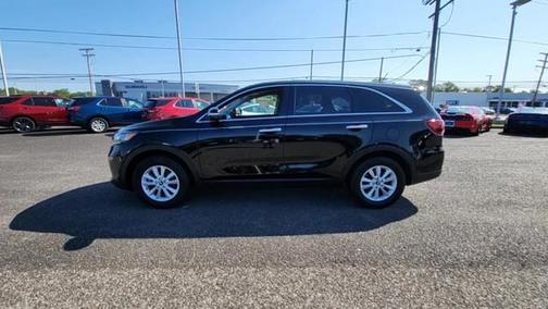2020 Kia Sorento LX