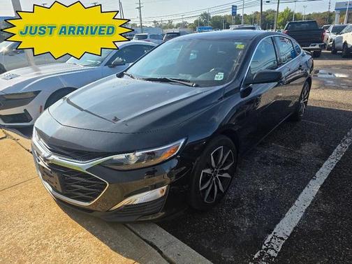 2022 Chevrolet Malibu FWD RS
