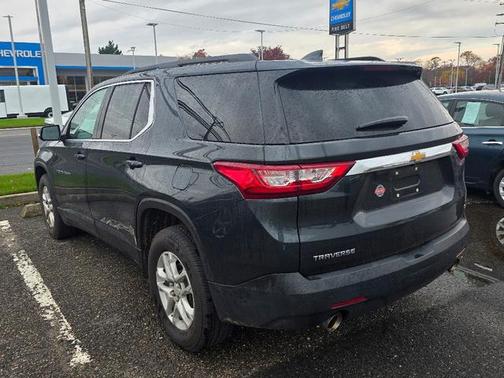 2021 Chevrolet Traverse LT Cloth