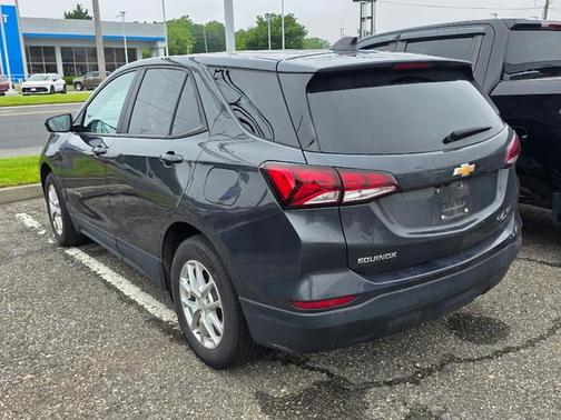 2022 Chevrolet Equinox LS