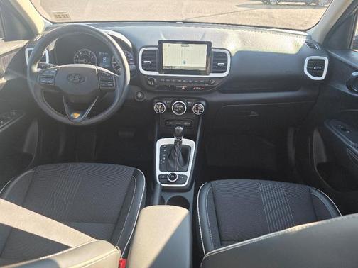 2022 Hyundai VENUE Limited