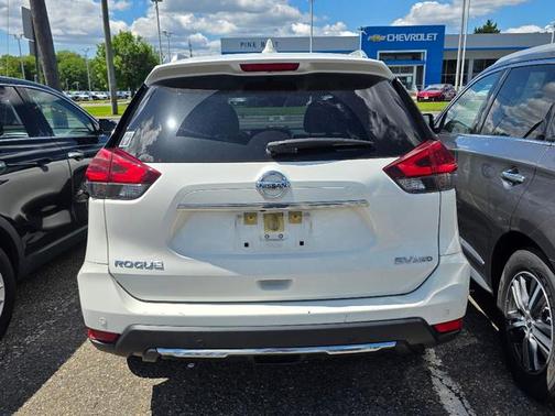 2020 Nissan Rogue SV