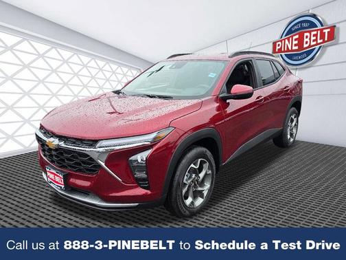 2025 Chevrolet Trax LT