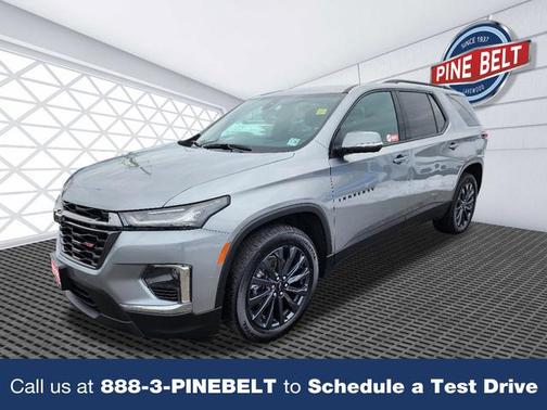 2023 Chevrolet Traverse RS