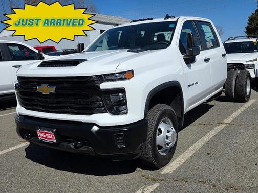 2025 Chevrolet Silverado 3500 WT