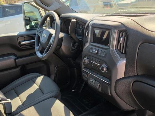 2025 Chevrolet Silverado 3500 WT