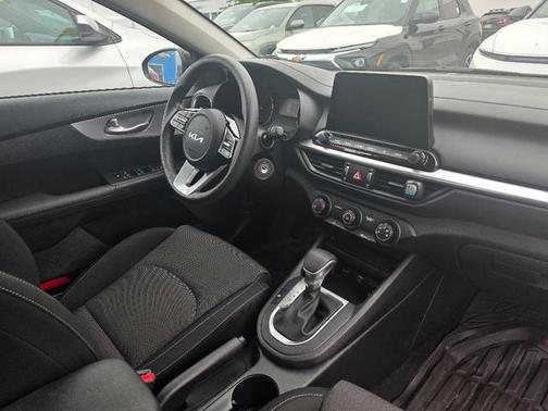 2023 Kia Forte LX
