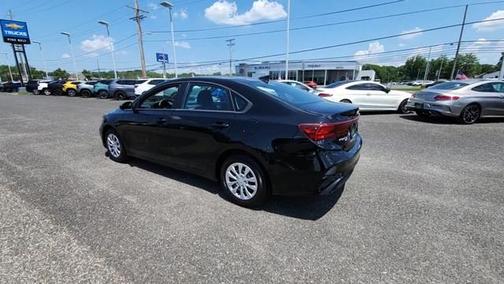 2023 Kia Forte LX