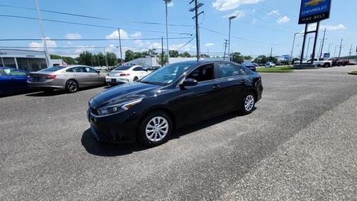 2023 Kia Forte LX