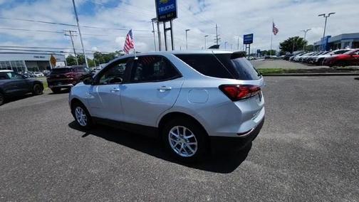 2022 Chevrolet Equinox LS