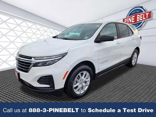 2022 Chevrolet Equinox LS