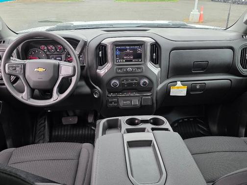 2025 Chevrolet Silverado 3500 WT