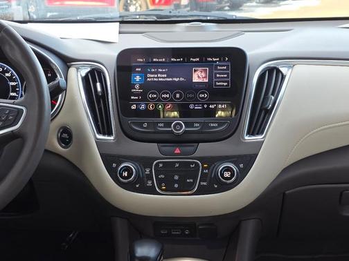 2022 Chevrolet Malibu FWD Premier