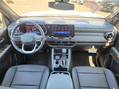 Summit White 2026 Chevrolet Colorado Trail Boss