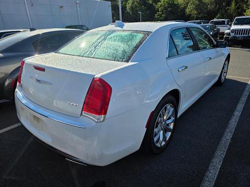 2019 Chrysler 300 Limited