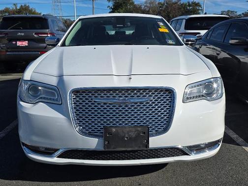 2019 Chrysler 300 Limited