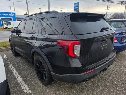 2022 Ford Explorer ST-Line