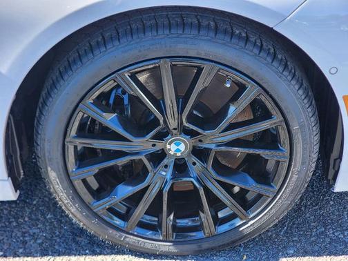 2021 BMW 750 i xDrive