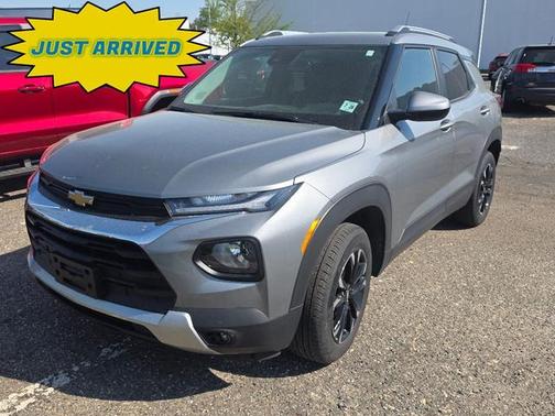 Sterling Gray Metallic 2023 Chevrolet Trailblazer LT