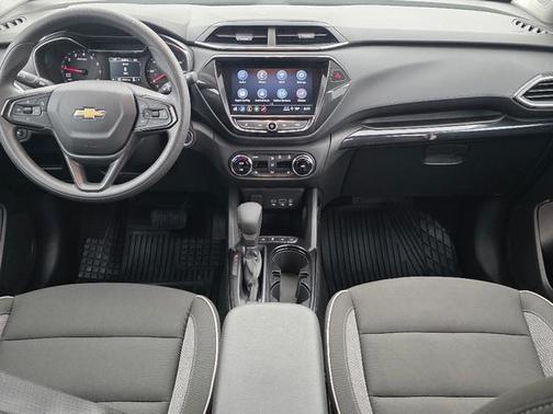 Sterling Gray Metallic 2023 Chevrolet Trailblazer LT