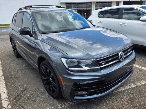 2021 Volkswagen Tiguan 2.0T SE R-Line Black