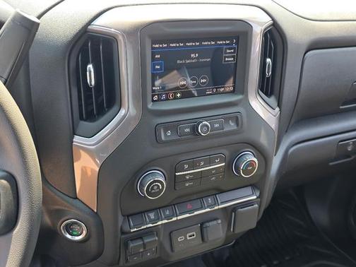 2025 Chevrolet Silverado 3500 WT