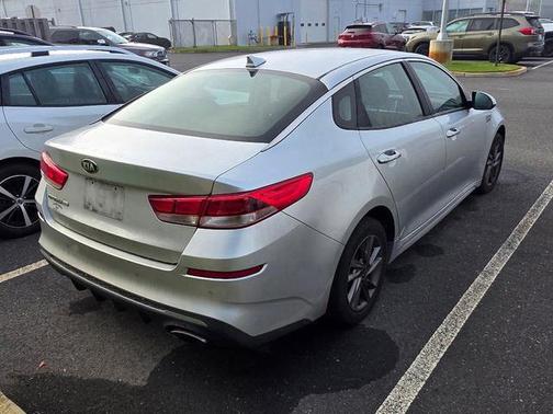 2020 Kia Optima LX