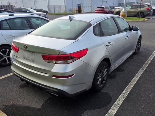2020 Kia Optima LX