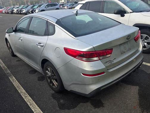 2020 Kia Optima LX
