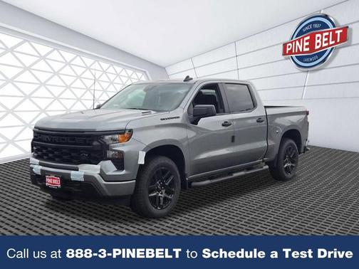 2025 Chevrolet Silverado 1500 Custom