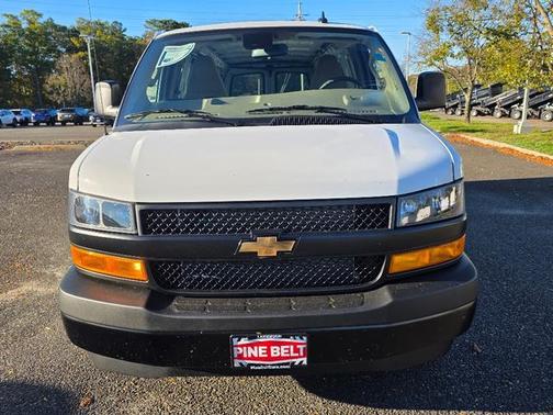 2025 Chevrolet Express 3500 RWD 3500 Extended Wheelbase WT