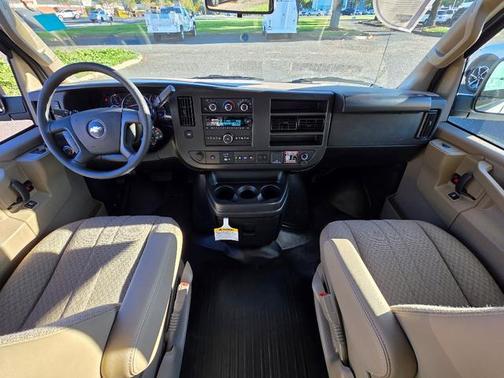 2025 Chevrolet Express 3500 RWD 3500 Extended Wheelbase WT