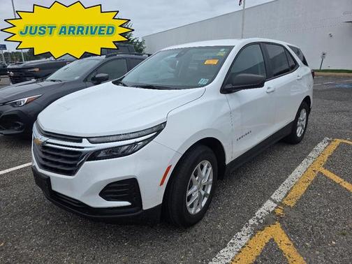2022 Chevrolet Equinox LS
