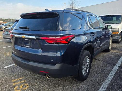 2022 Chevrolet Traverse LT Leather