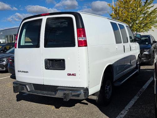 2024 GMC Savana 2500 Work Van