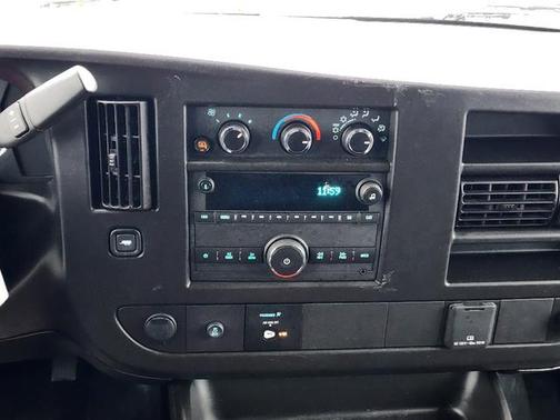 2024 GMC Savana 2500 Work Van