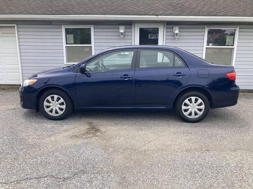 2011 Toyota Corolla LE