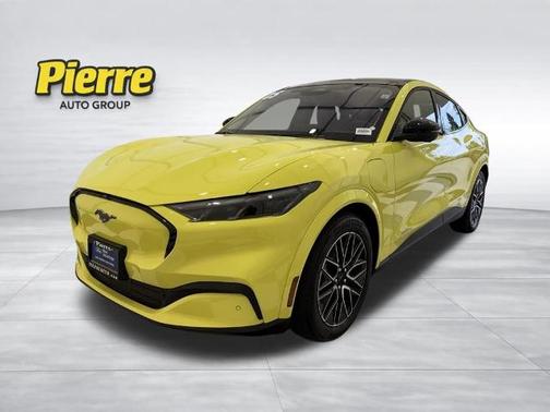 GRABBER YELLOW 2025 Ford Mustang Mach-E PREMIUM