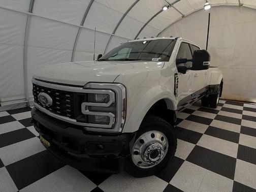 2025 Ford F-450 KING RANCH DRW