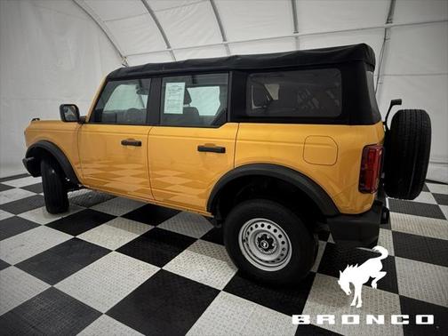 2022 Ford Bronco Base