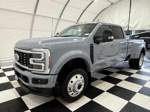GLACIER GREY METALLIC 2026 Ford F-450 KING RANCH DRW Truck