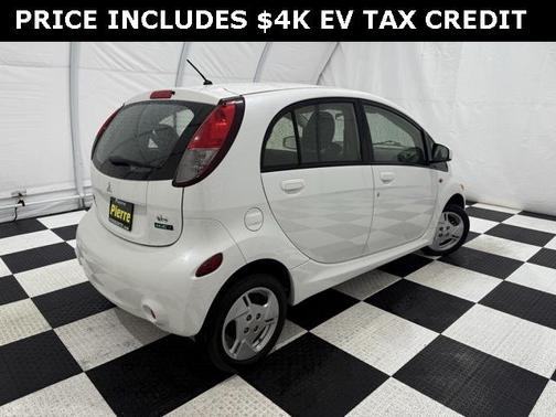 2016 Mitsubishi i-MiEV ES