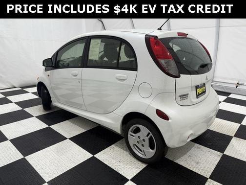 2016 Mitsubishi i-MiEV ES