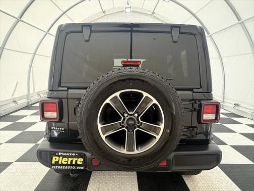 2023 Jeep Wrangler 4-Door Sahara