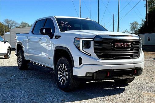 2023 GMC Sierra 1500 AT4