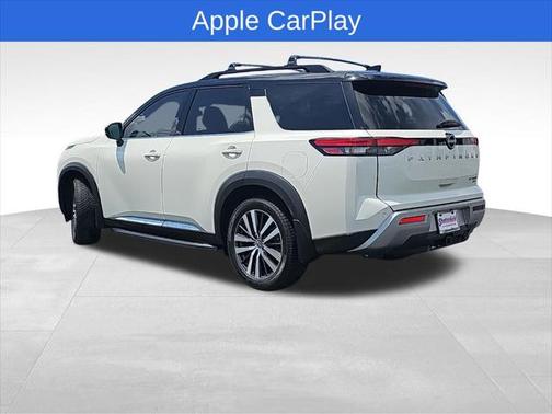 2022 Nissan Pathfinder Platinum 4WD