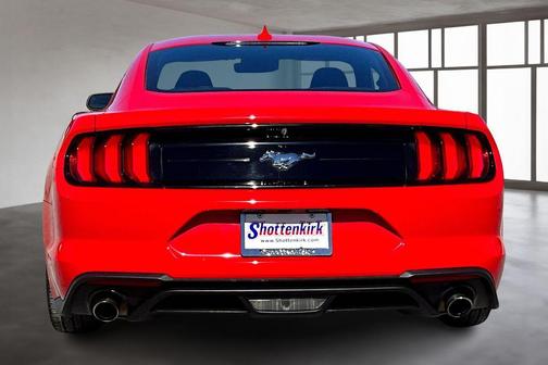 2021 Ford Mustang EcoBoost