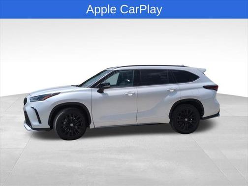 2024 Toyota Highlander XSE